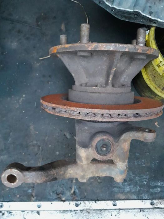 Zwrotnica prawa Renault Mascott