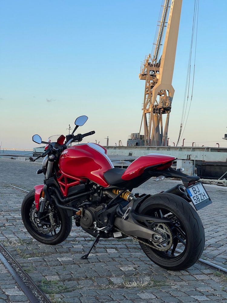 Ducati Monster 821 Stripe