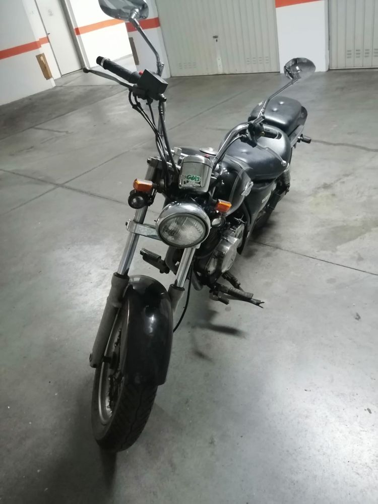 Suzuki Marauder 250