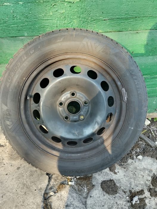 Komplet opon zimowych z felgami 205/55/R 16 Octavia 3