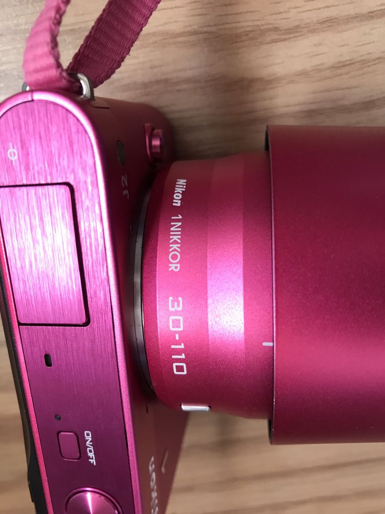 Máquina fotográfica Nikon 1 J2 PINK