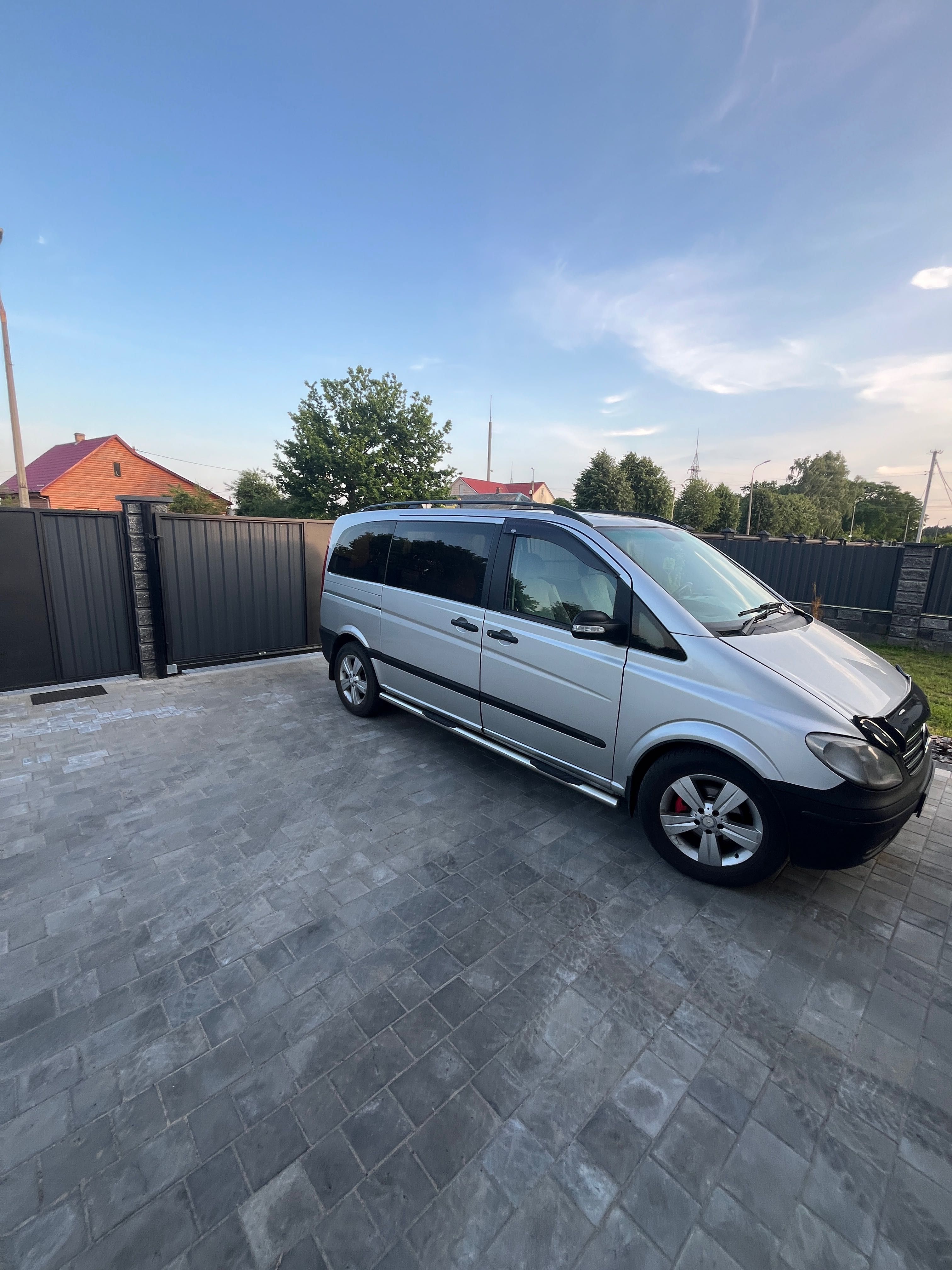 Продам Mercedes-Benz Viano