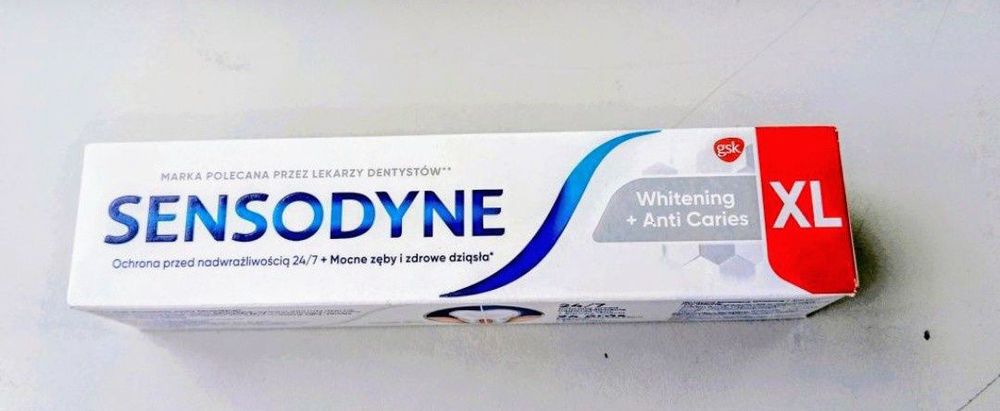 Sensodyne Whitening+Caries XL Pasta do zębów 100ml 4 opk.