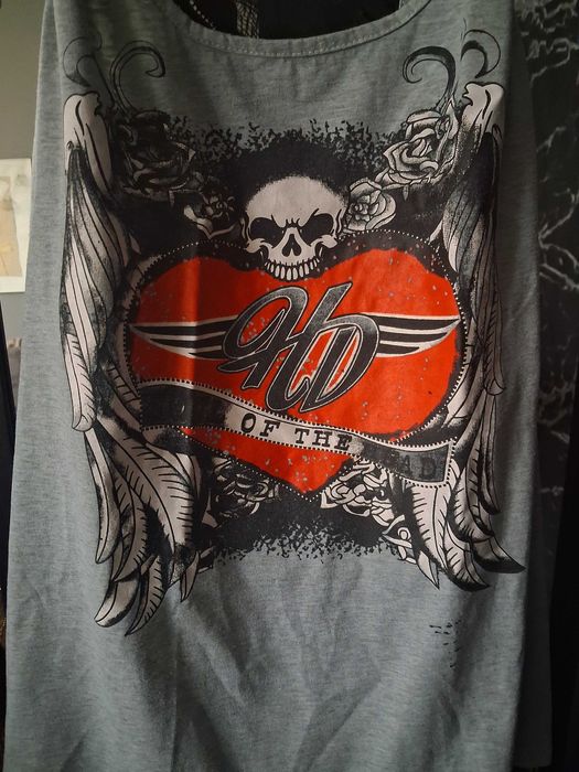 Koszulka z nadrukiem w rockowym stylu