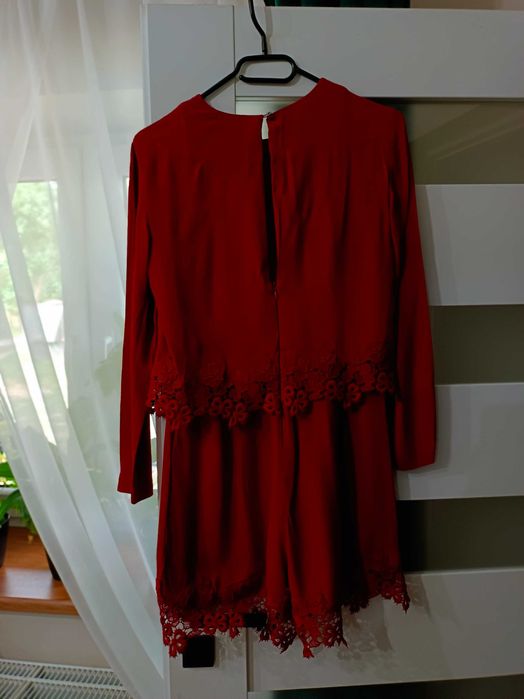 Czerwony kombinezon – Zara – rozmiar 34