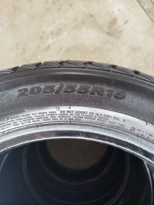 Зимові шини NEXEN  r16 205/55