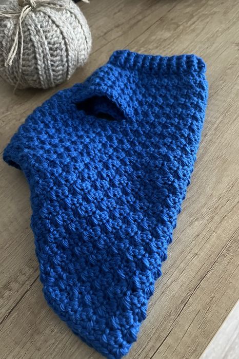 Sweterek dla psa chabrowy Roz.S handmade