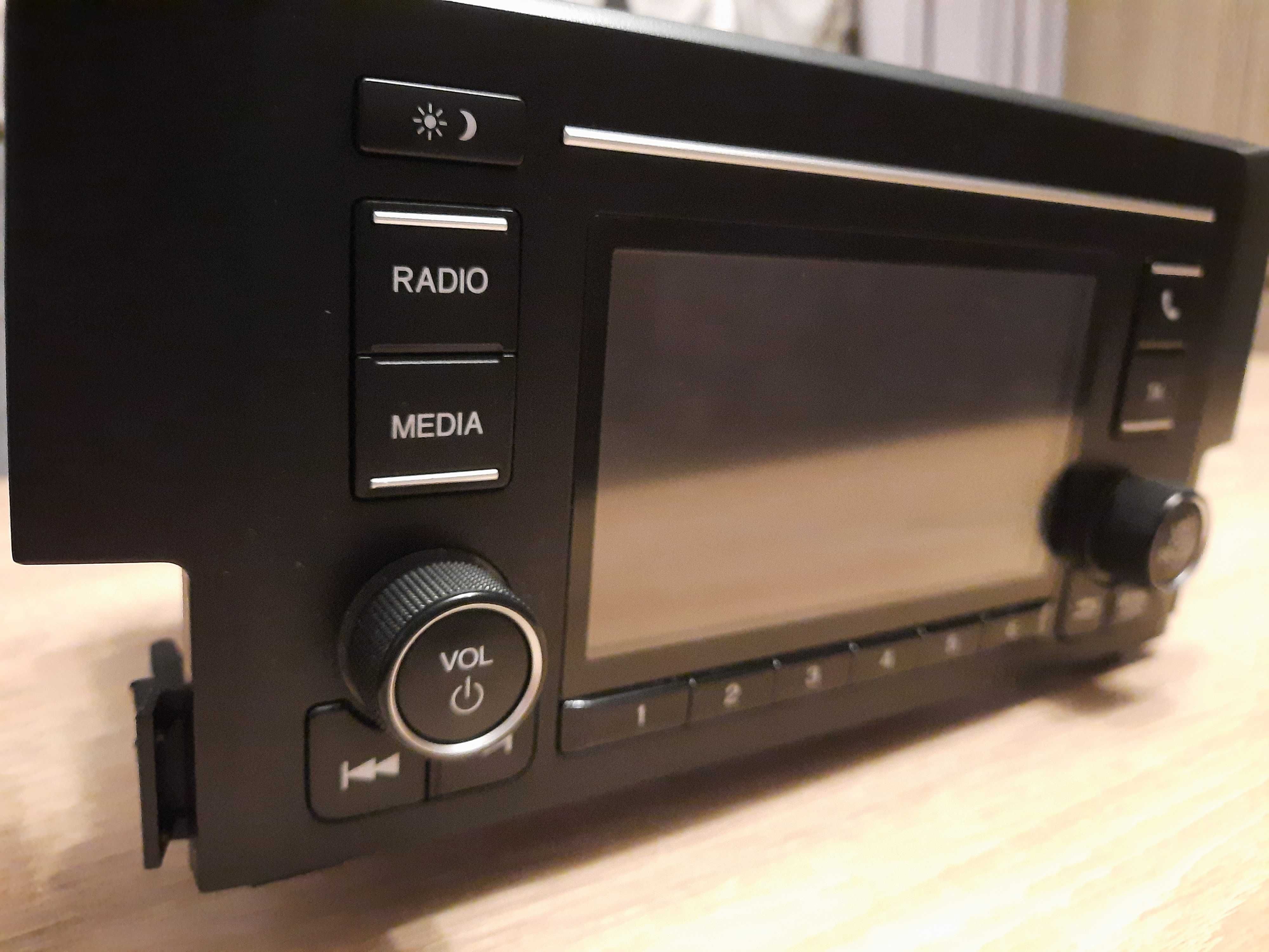 Oryginalne Radio Honda Civic X 39100-TGL-G021-M1 z kodem