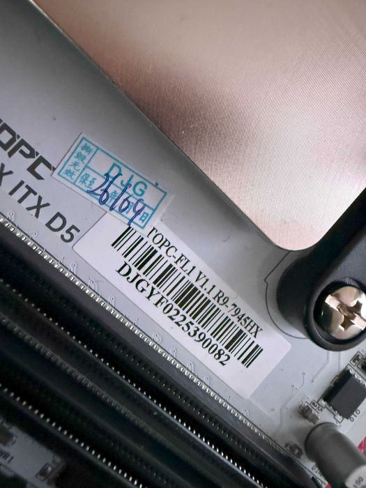 Материнская плата с процессором Ryzen 9 7945hx TOPC