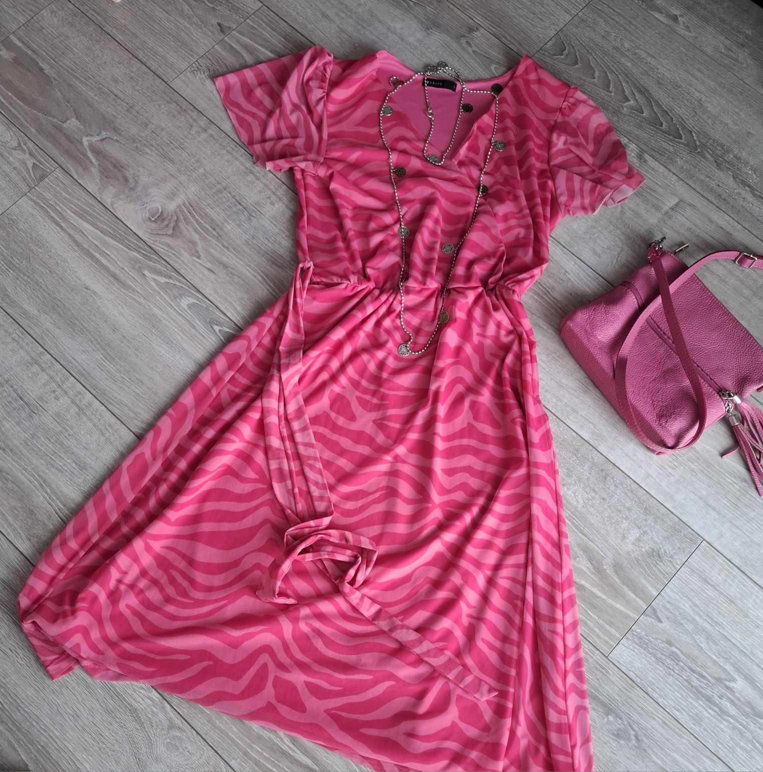 Sukienka m/l/xl wiosna kwiaty lato