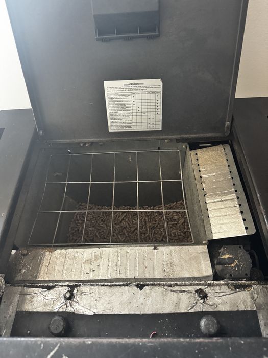 Salamandra a pelletes para aquecimento central