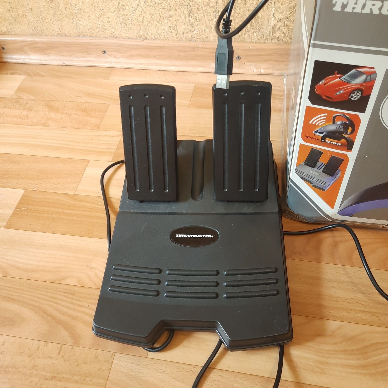 Thrustmaster ENZO Ferrari Wireless RW PC