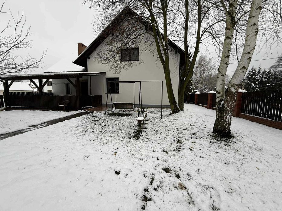 • Dom 225 m² • Nisko • 16 AR • Gotowe do zamieszkania