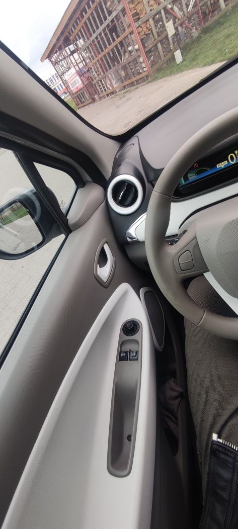 Renault ZOE 2015 рік батарея 22кв. SOH 93%