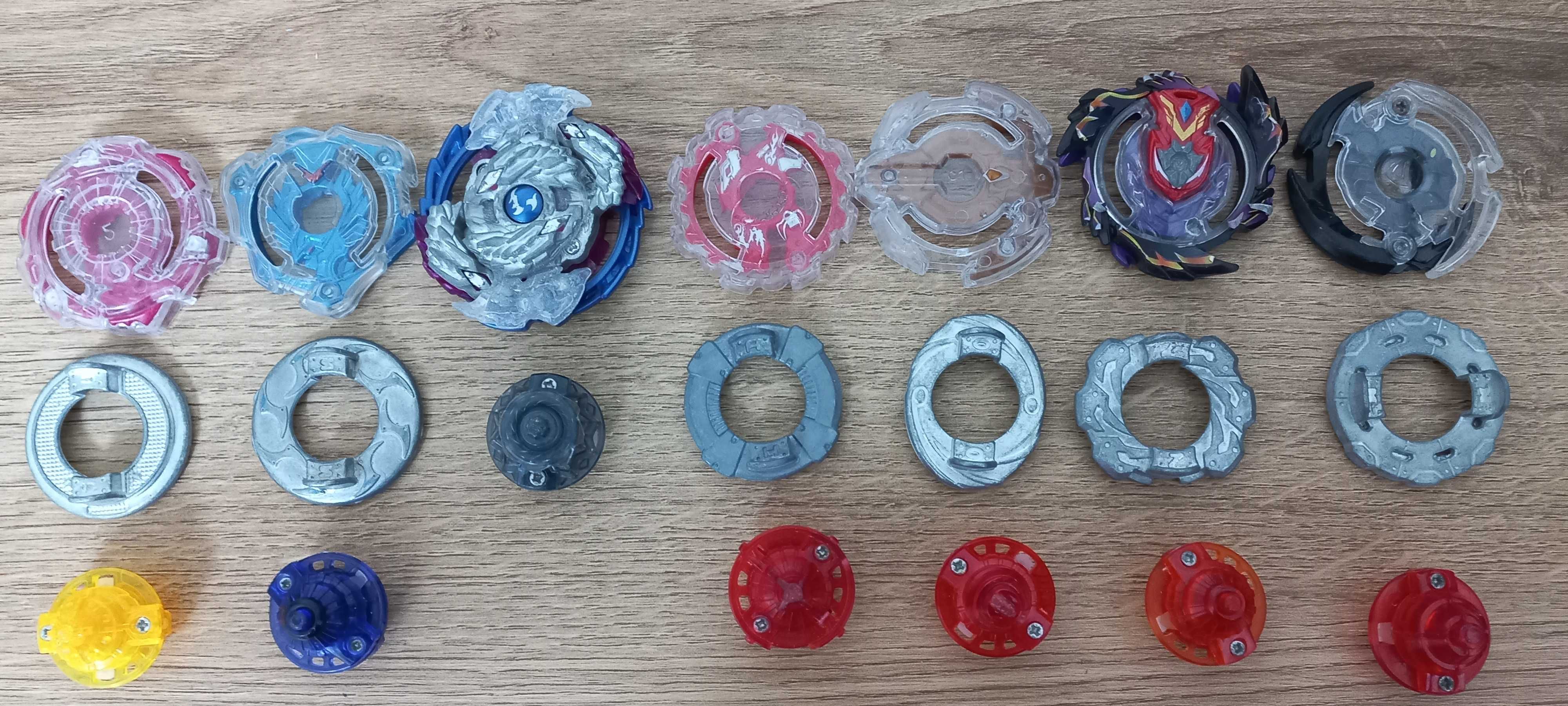 Beyblades ручки та пускачі