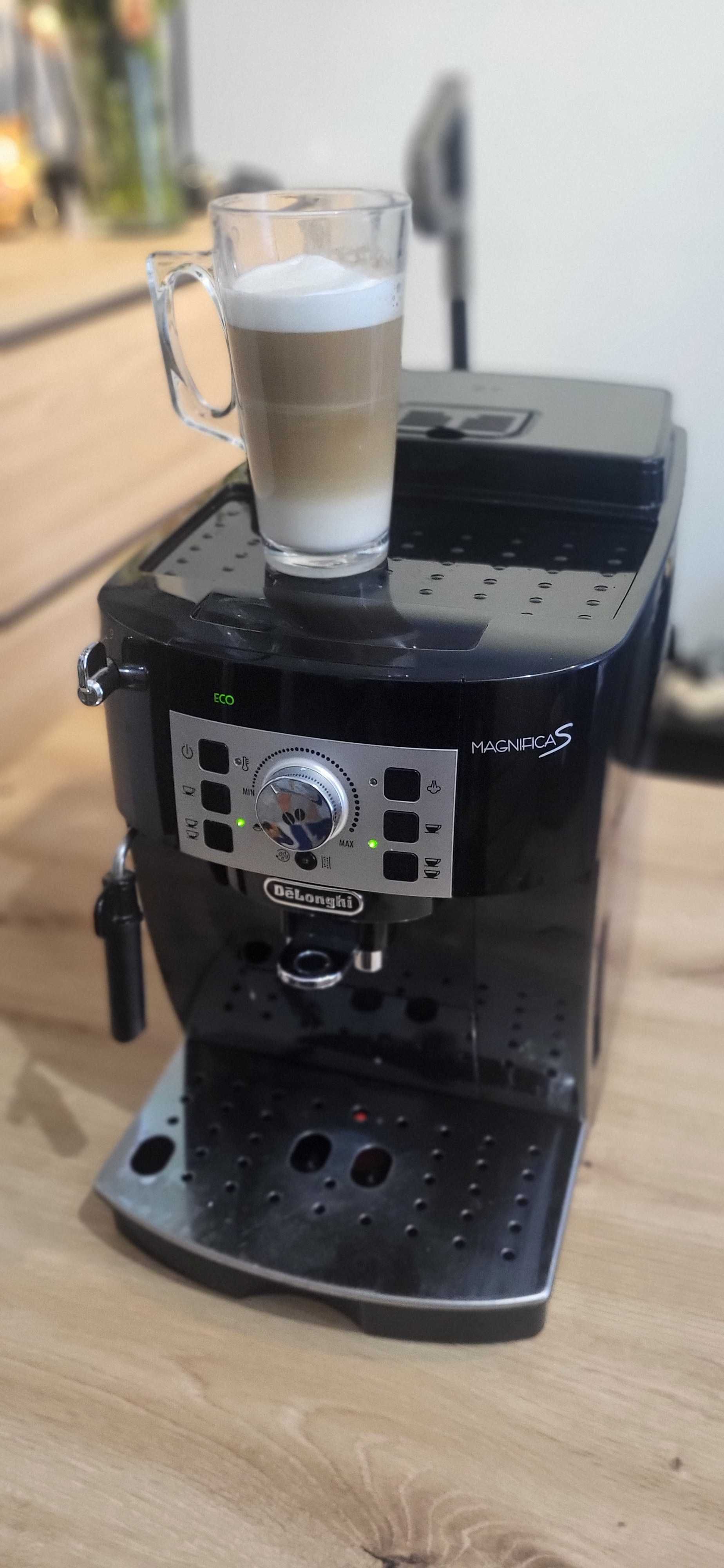 DeLonghi Magnifica S ECAM22.115.B