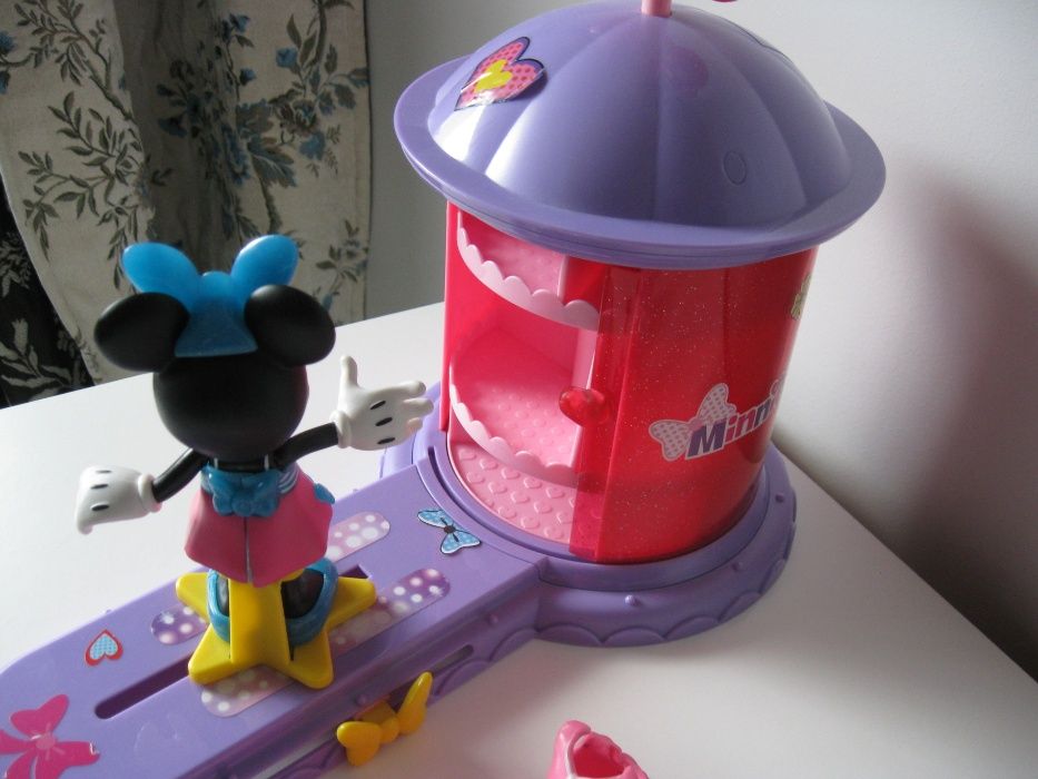 Disney Margarida - Minnie Mouse Fashion Style