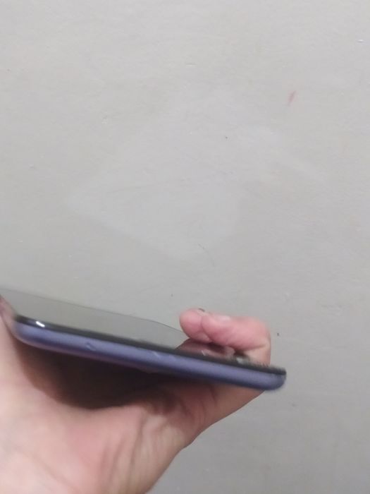 Acer icona talk S a1-724

На запчасти