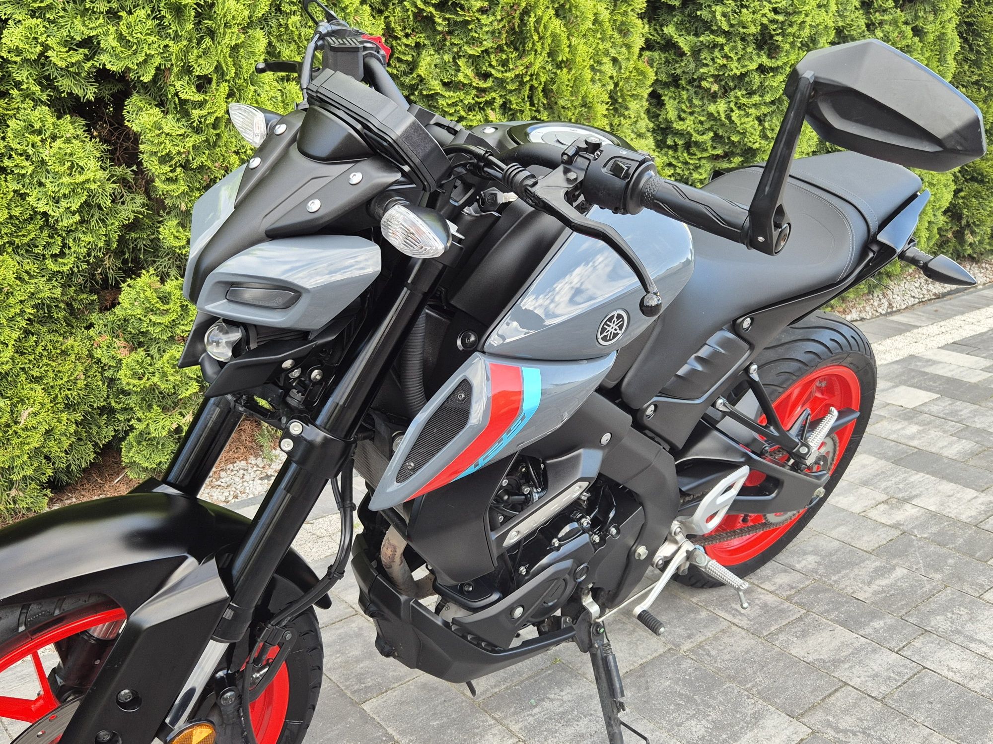 Yamaha Mt  125 R 2022r IDealna jak Nowa kat B a1