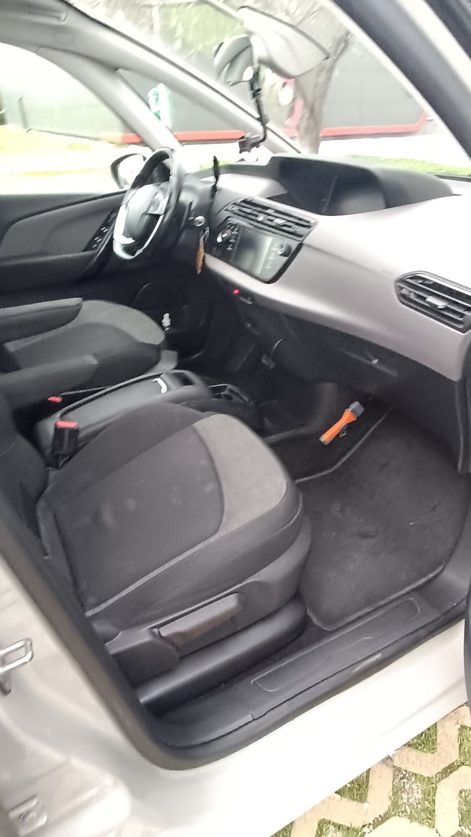 2018 - Citroen C4 Grande Picasso (7 Lugares) com caixa automática 
Ano