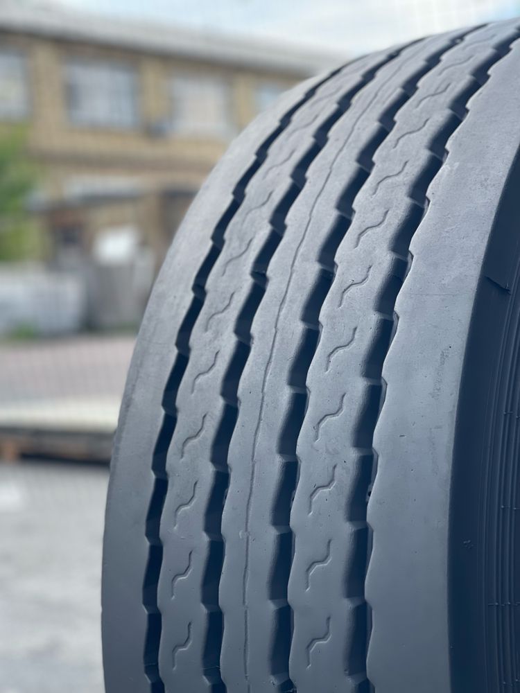 Шина Вантажна 1шт 385/65 R22.5 Michelin x-Multi