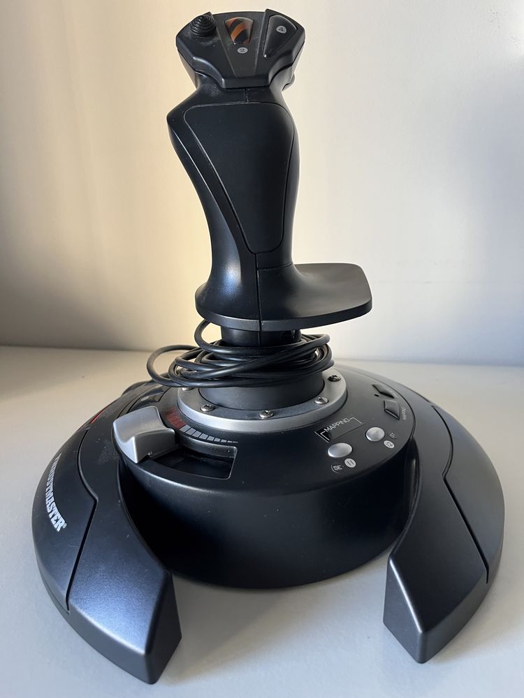 Joystick Thrustmaster T.Flight Stick