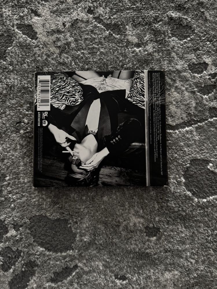 CD - Rihanna TTT