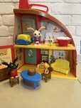 Bing Domek Piętrowy + Coco i Charlie