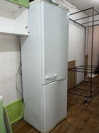 Холодильник двухкамерный ATLANT б/у