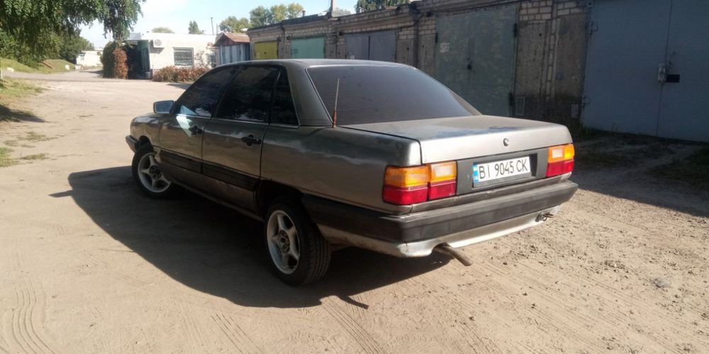 Ауди 100 с3 в нормальном состоянии