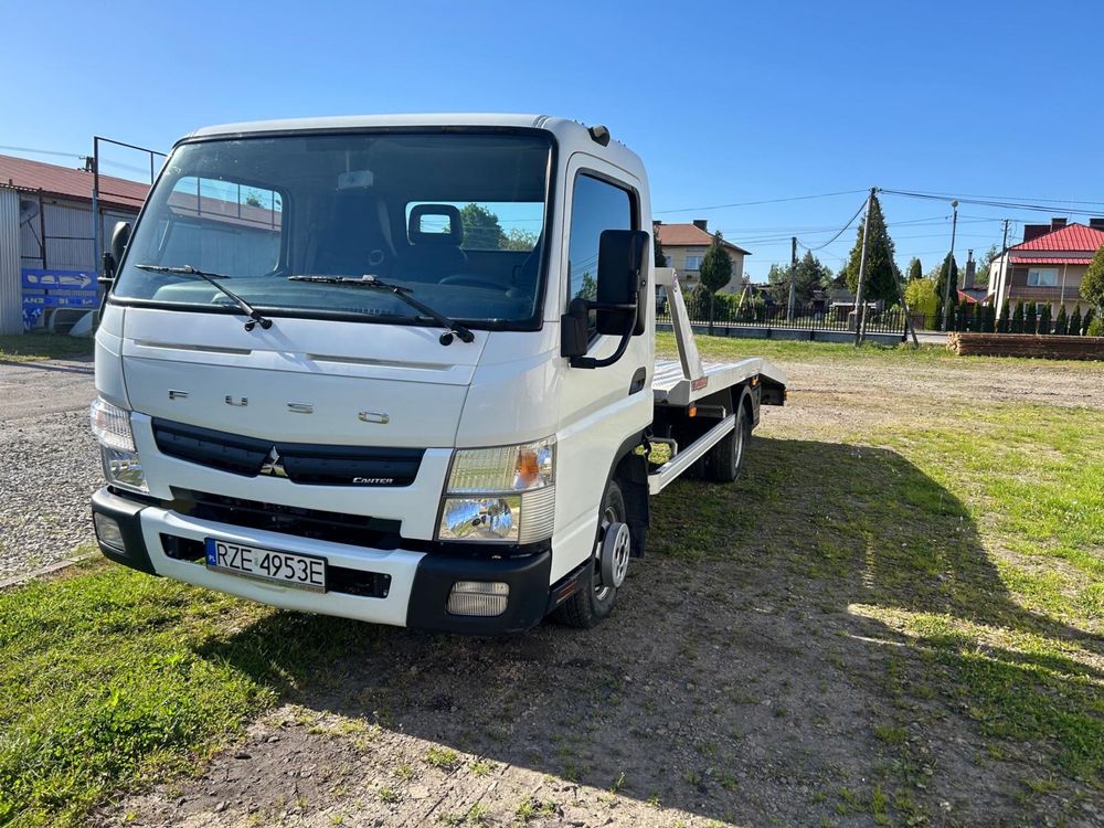 Mitsubishi Fuso, najazd laweta, przebeig 43 tys