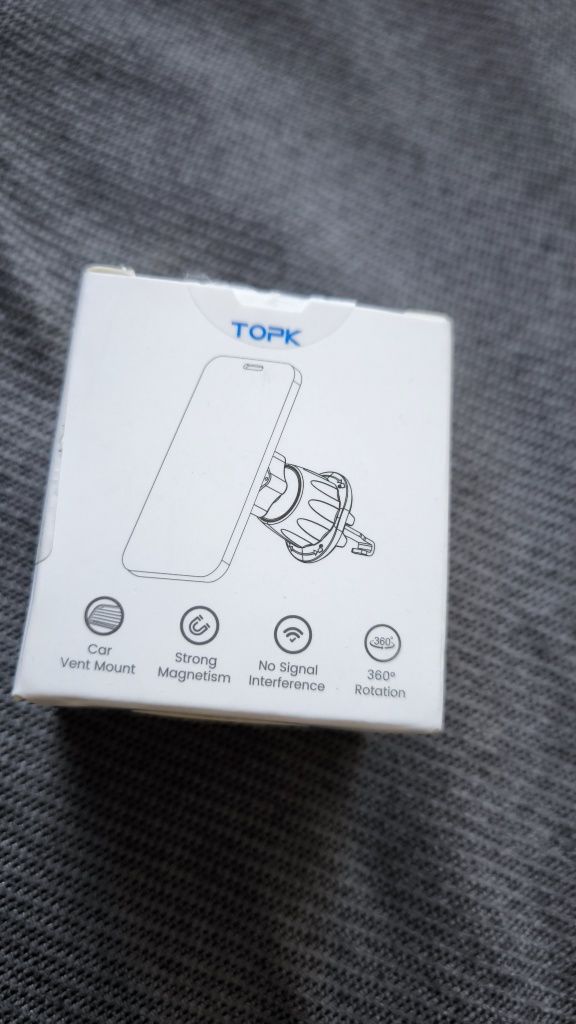 Magnetyczny uchwyt samochodowy na telefon