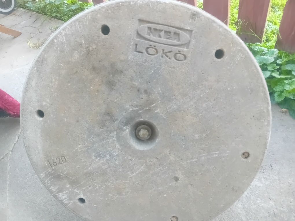 stabilny stojak pod parasol