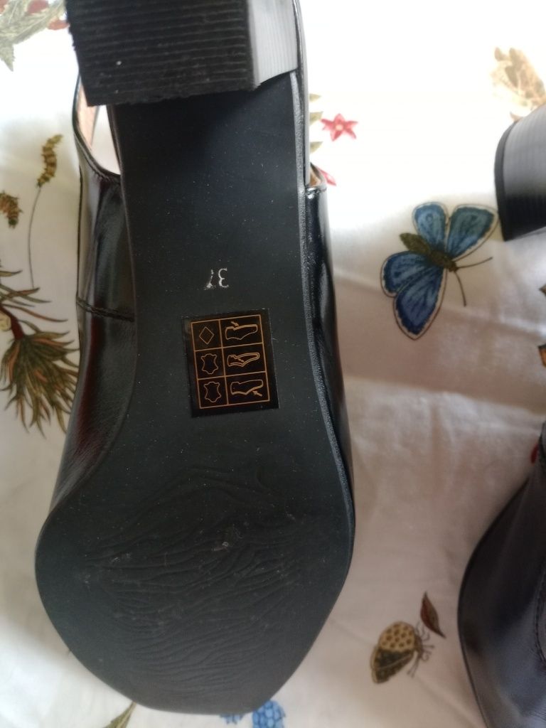 Buty czółenka damskie jak nowe roz.37 firma Dyrga