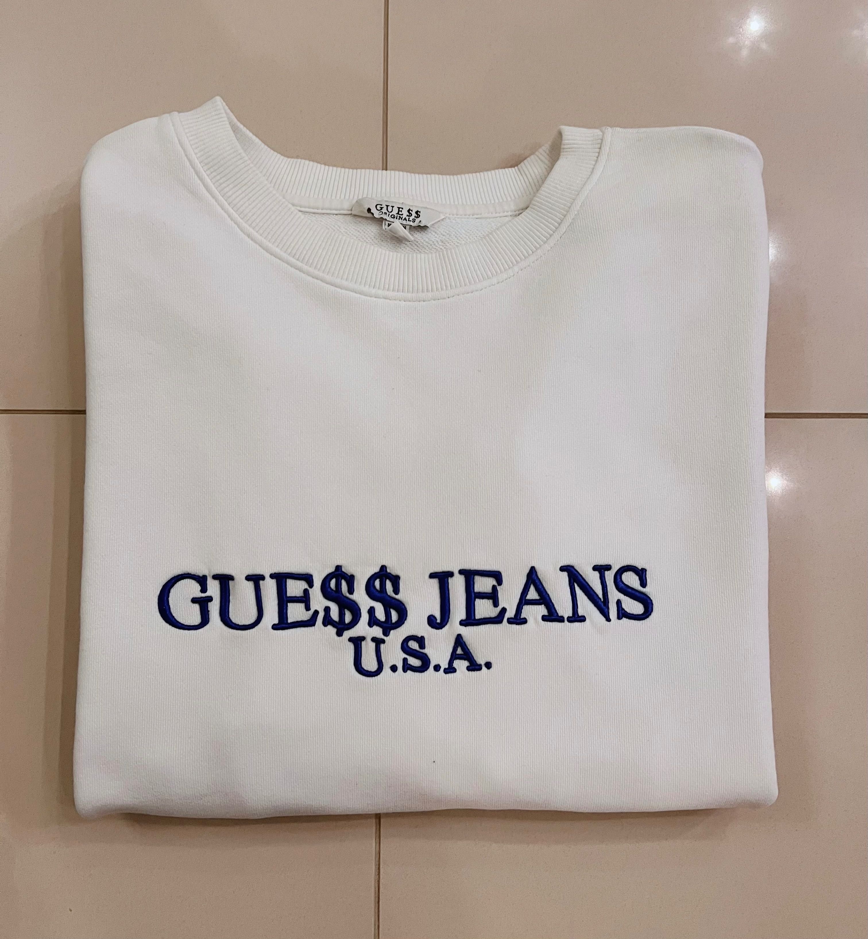 Biały sweter Guess Guess