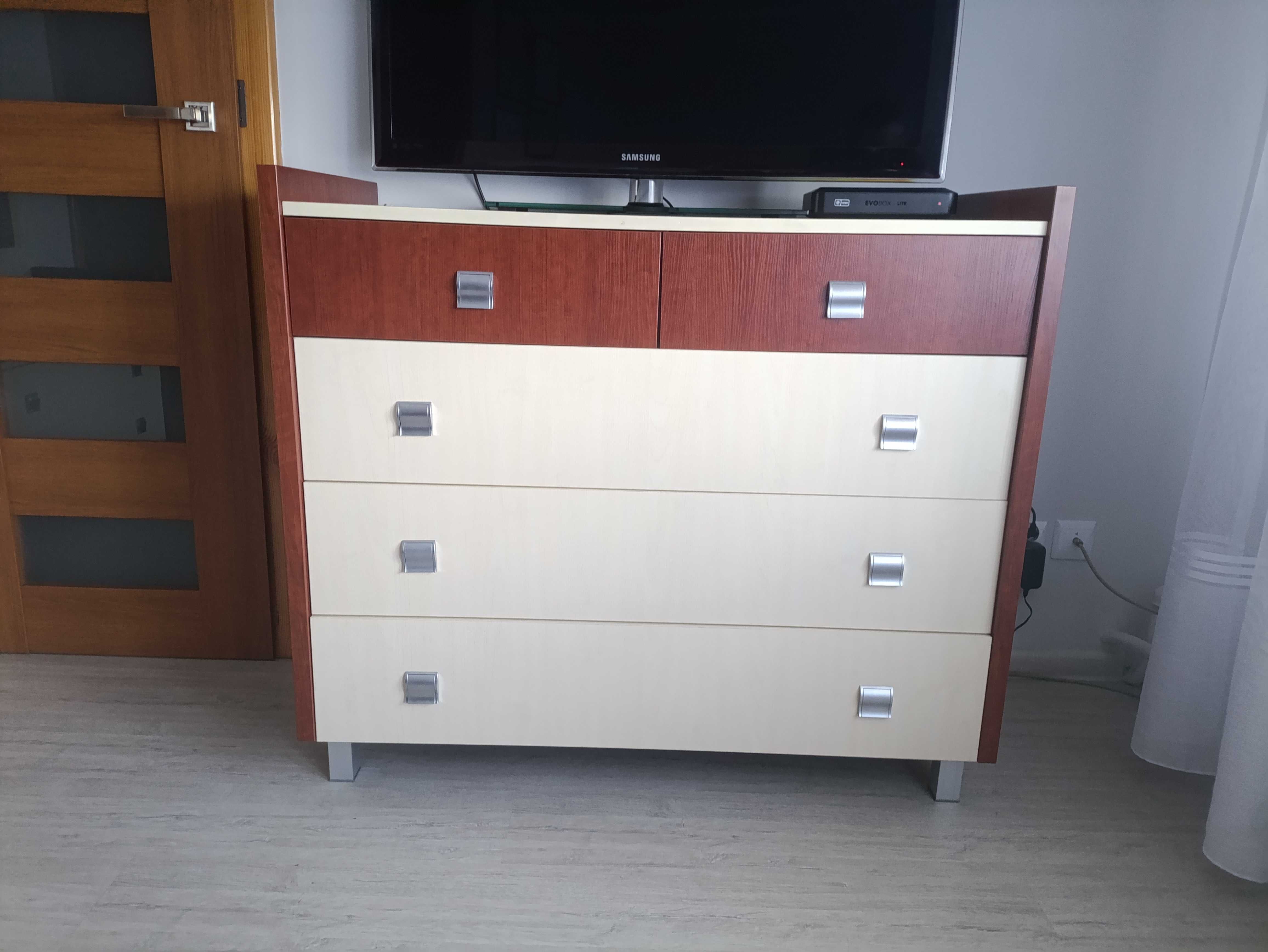 Komplet Mebli do sypialni w BDB