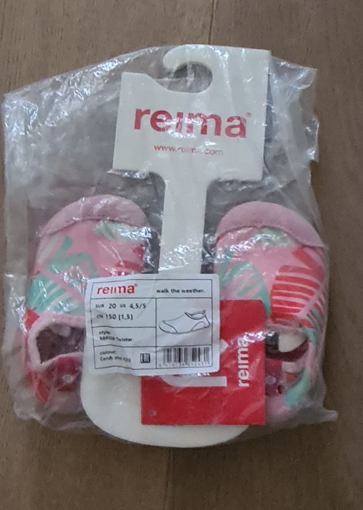 Buty do wody Slippersy Reima Twister różowy. R. 21