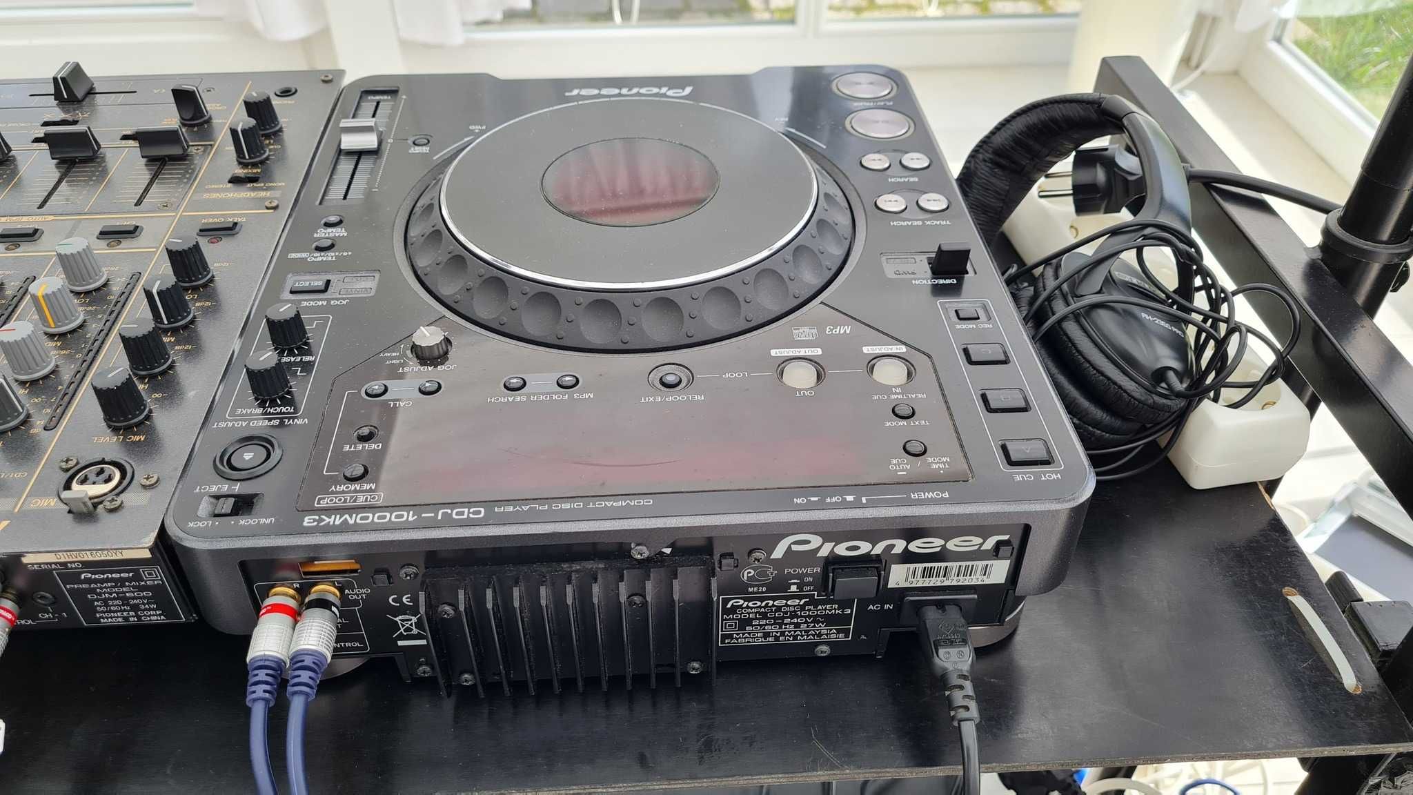 Sprzęt DJ-ski  na sprzedaż - cały zestaw z oświetleniem nagłośnieniem