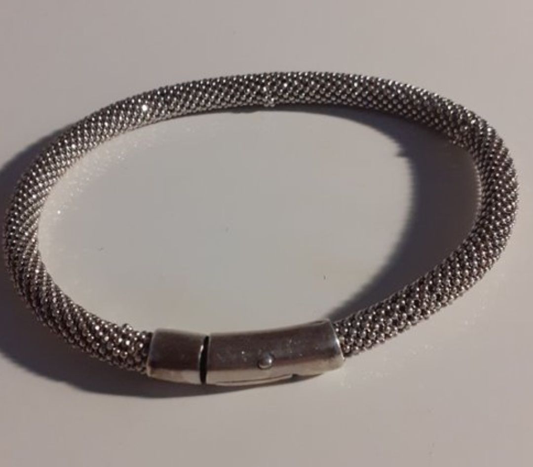 Pulseira de prata contrastada