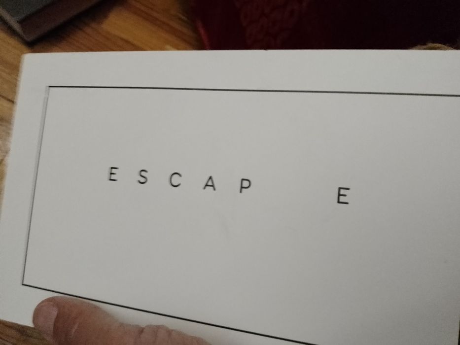 Deseja escapar? Placa ESCAP E- 10E - Peça bébé Passear 2E Desde 2E.