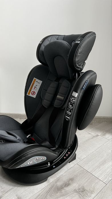 Автокрісло дитяче нове