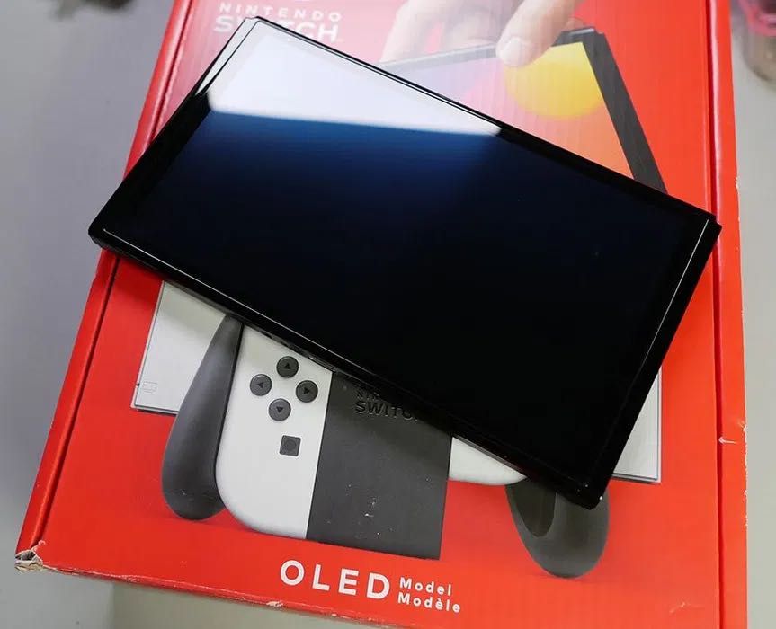 Nintendo Switch OLED Konsola