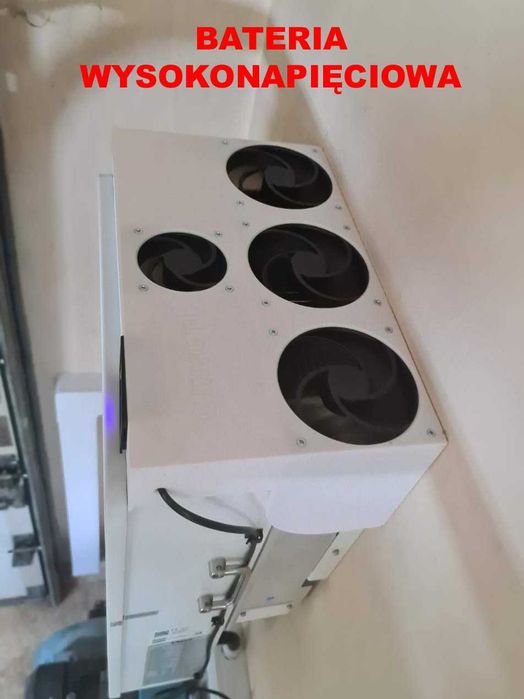 SUN-10K-SG01HP3-EU-AM2 Chłodzenie DEYE FALOWNIK hybrydowy 10kW D-439