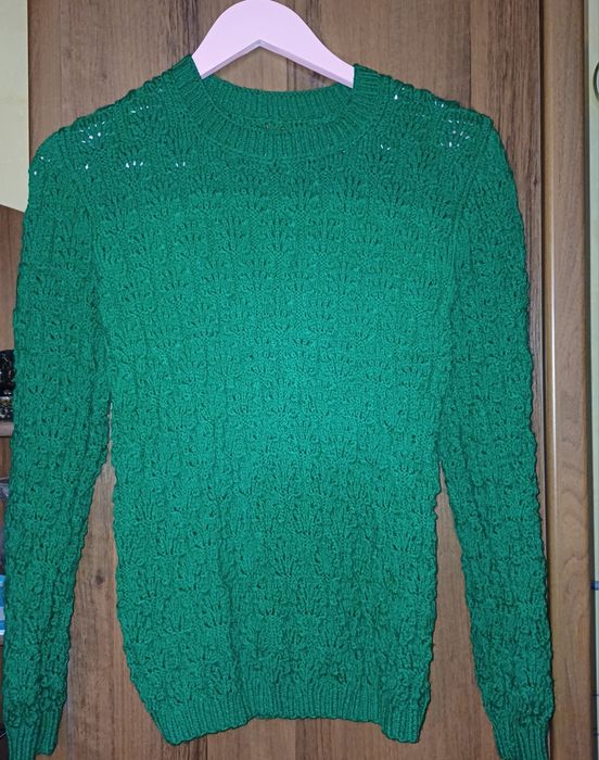 Джемпер в'язаний. Ручна робота. Нові нитки.