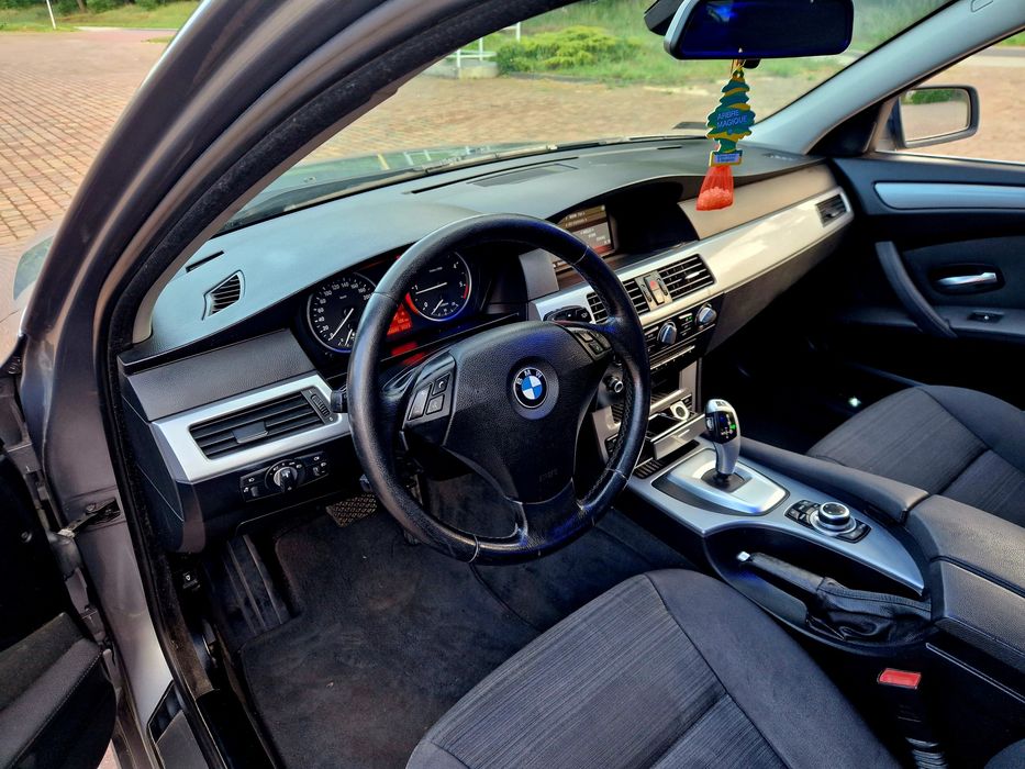 BMW E61 2.0 D 177km 2009 rok automat