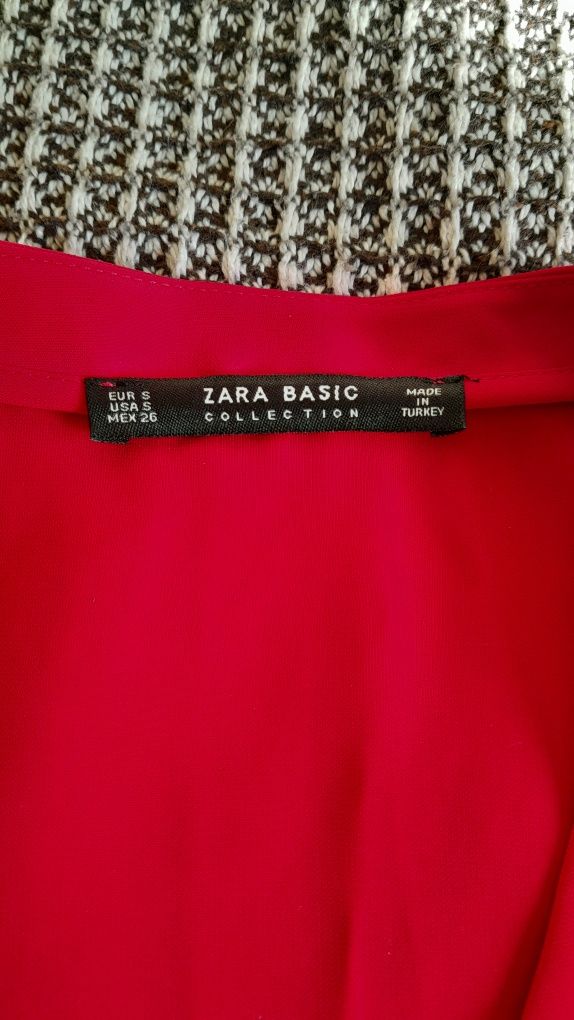 Блуза Zara 
Розмір - S