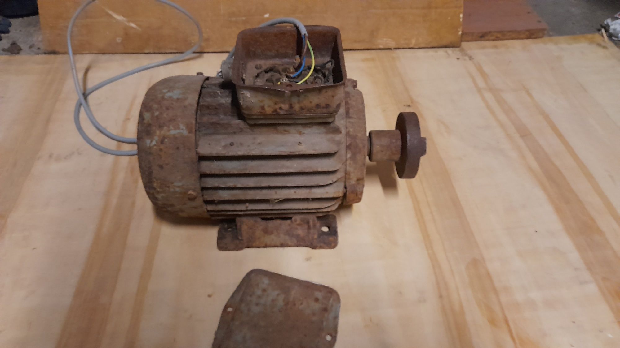 Silnik 1,5 kw  pompy hydroforu Grudziadz
