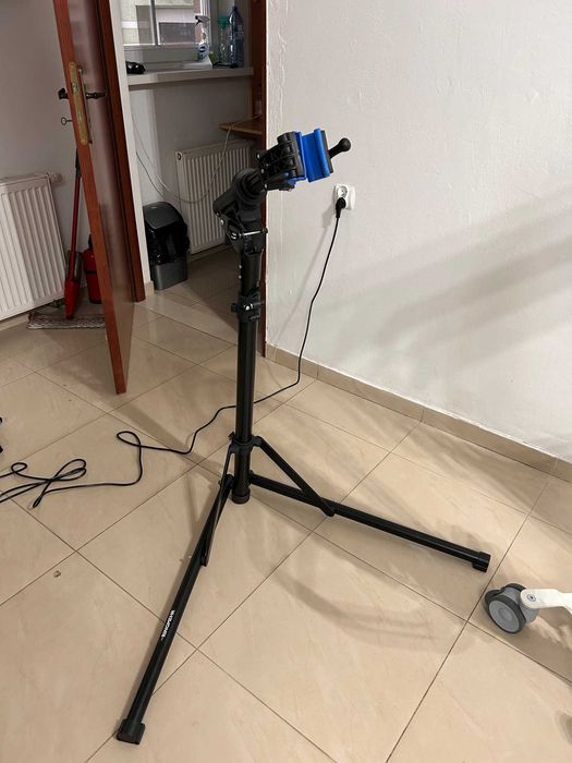 Stojak serwisowy do rowerów elektrycznych - udźwig 50 kg - JAK NOWY!