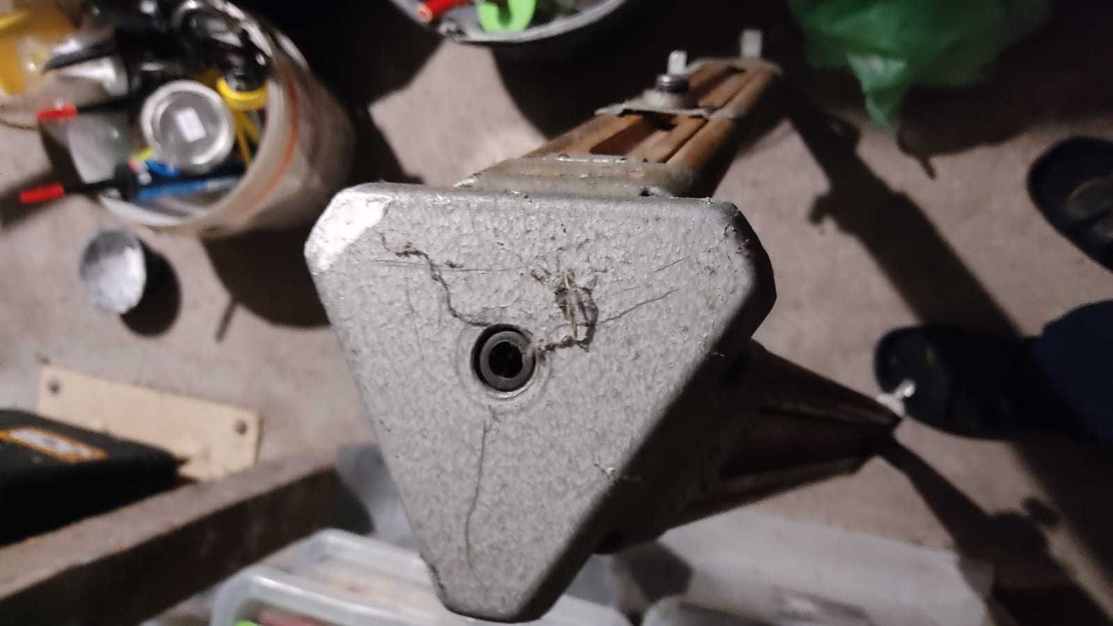 Drewniany Statyw Geodezyjny Pod Niwelator