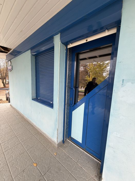 Сдам хорошее помещение на Артема под офис/магазин /для любого бизнеса